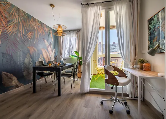 Centro Terraza Wifi Parking Ascensor A La Playa A 5 Min